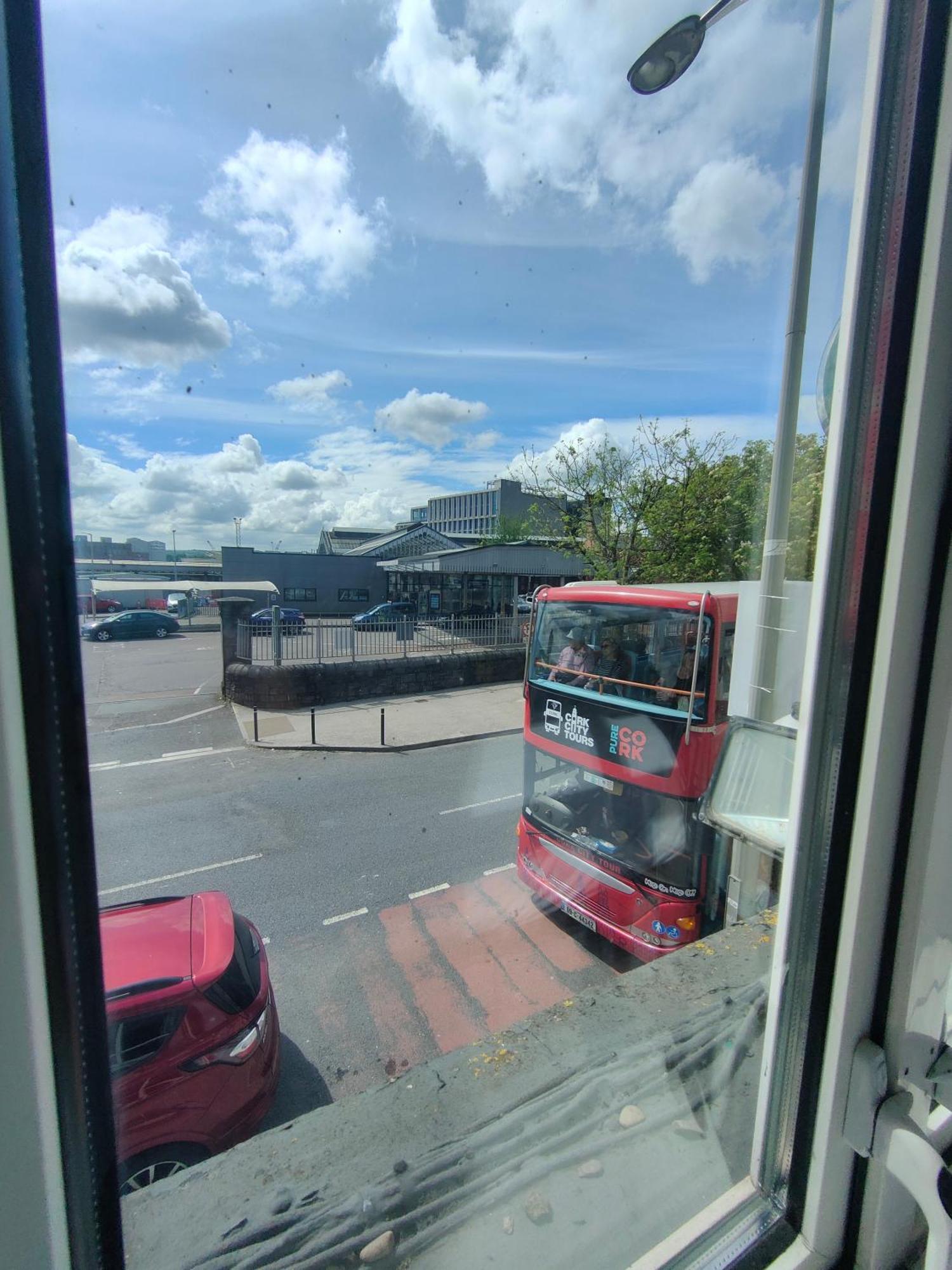 קורק Station View Tavern מראה חיצוני תמונה